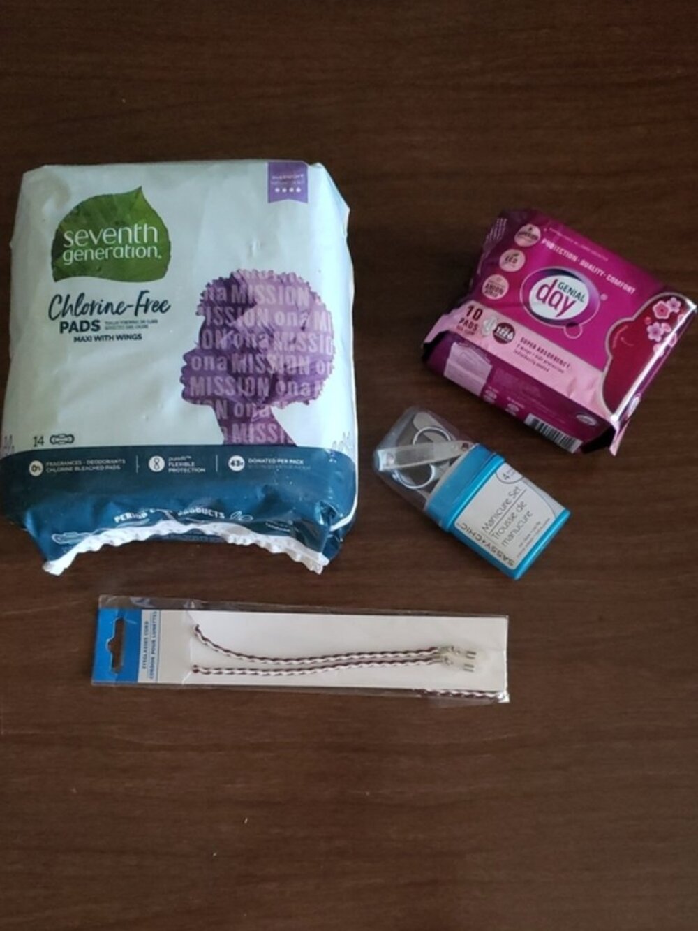 4 pc Women's Self-Care Bundle Brand New Unused